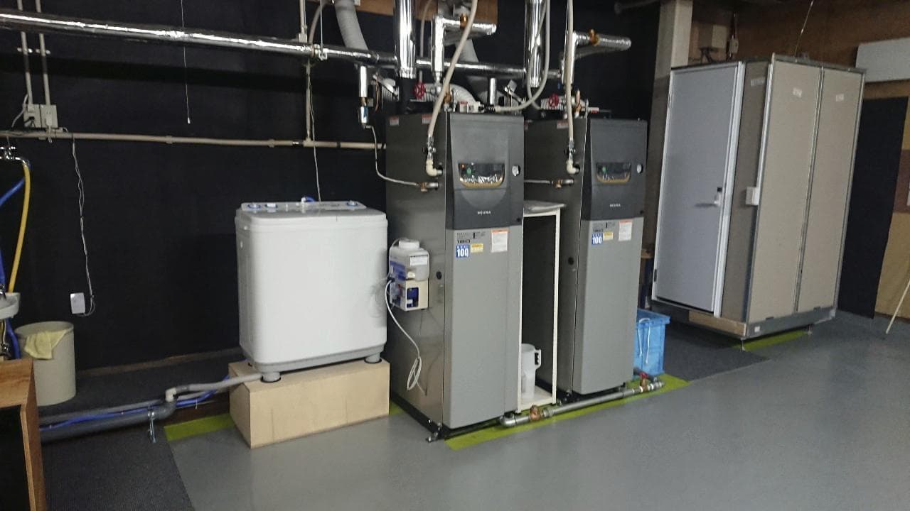 ユニフォームクリーニング[スポーツ専門蝦名ランドリー］専門機械設備